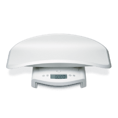 354 BALANZA PESA BEBE DIGITAL KG/LBS CAP 20 KG/44 LBS CON BATERIAS REF. 3541317004 - SECA