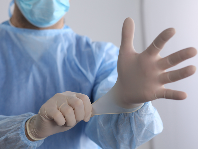 Ropa desechable, ¿una barrera de protección antimicrobiana?